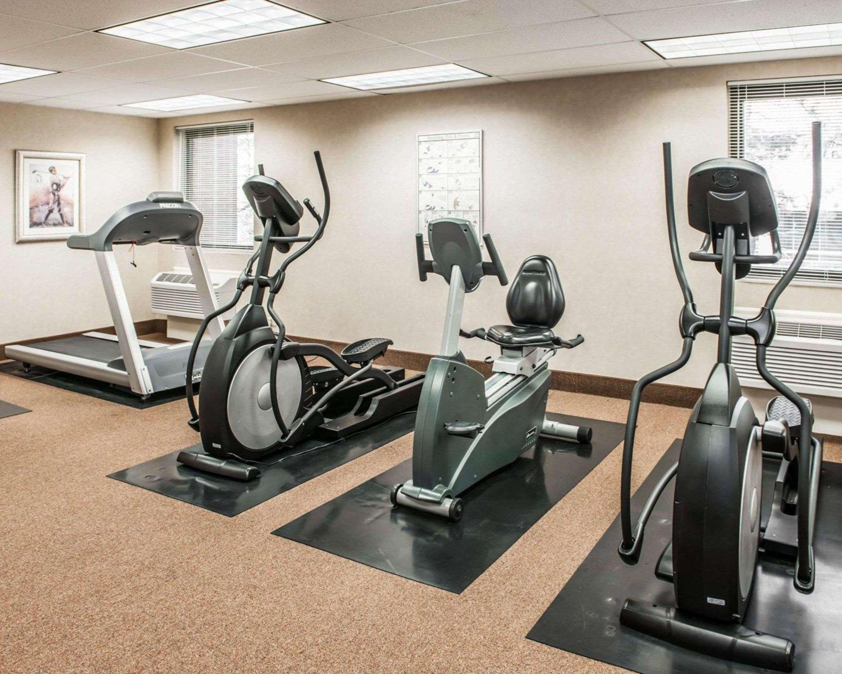 Quality Inn Каслтон Экстерьер фото