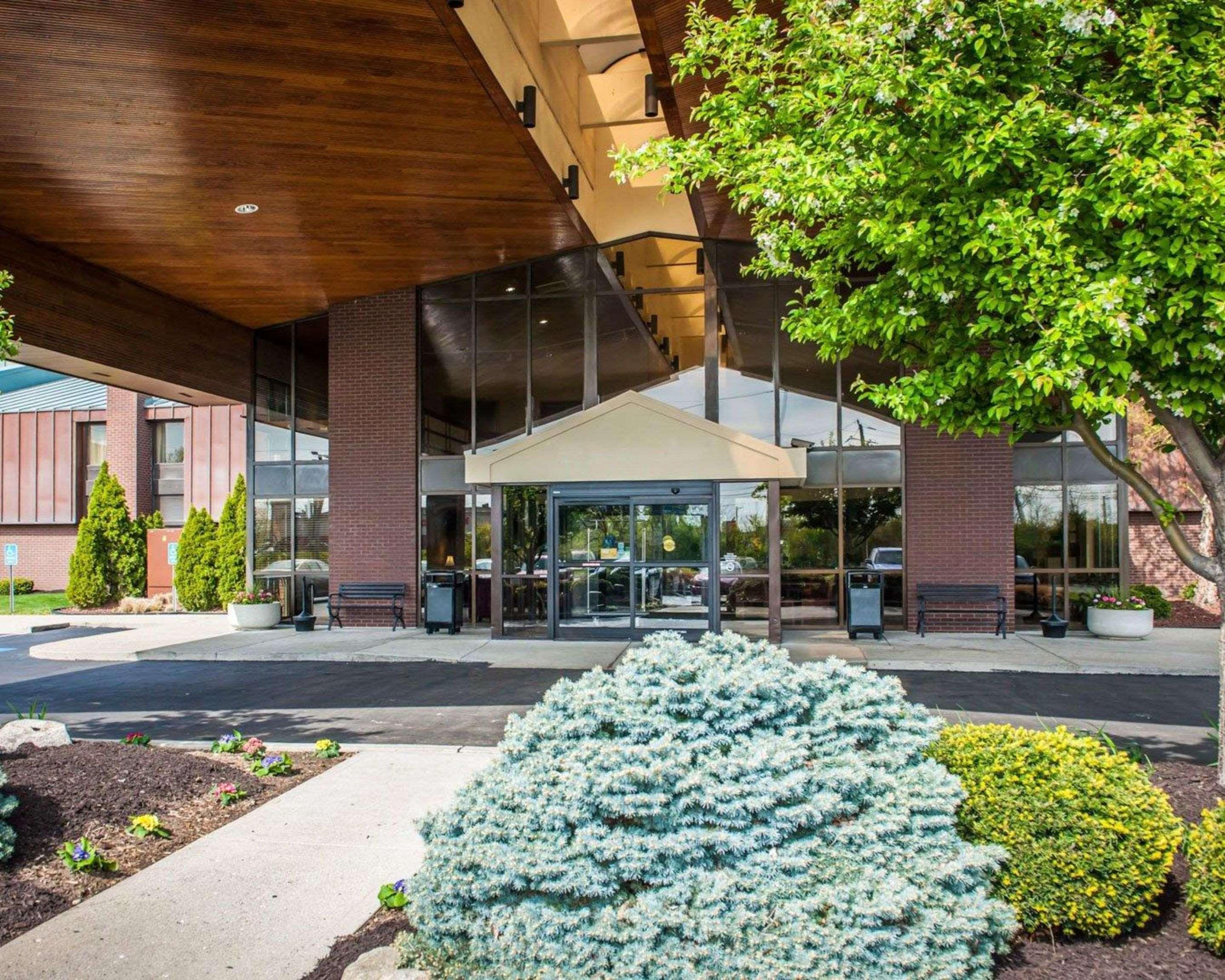 Quality Inn Каслтон Экстерьер фото